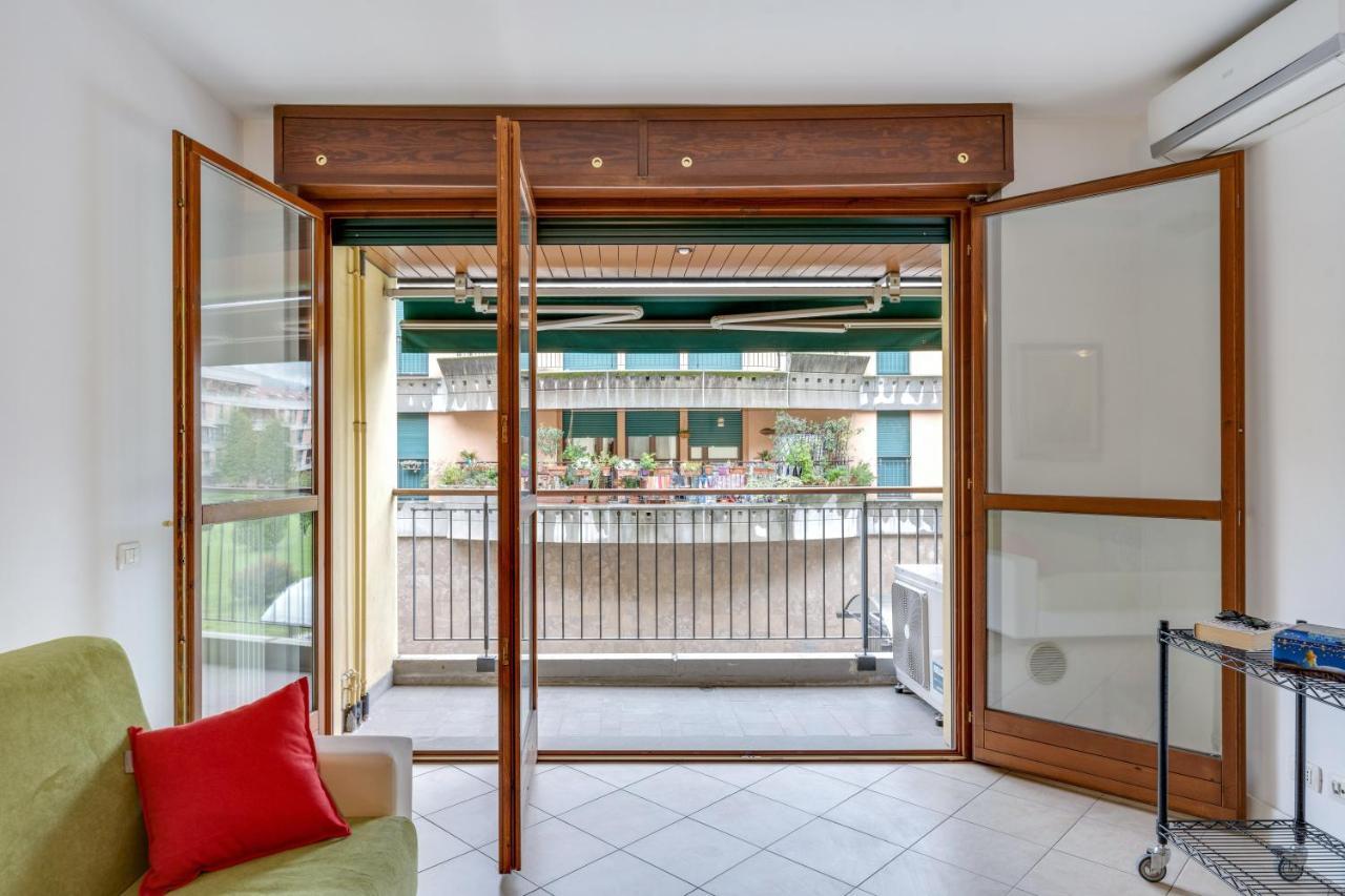 Il Broletto Apartment - Affitti Brevi Italia Lecco Bagian luar foto