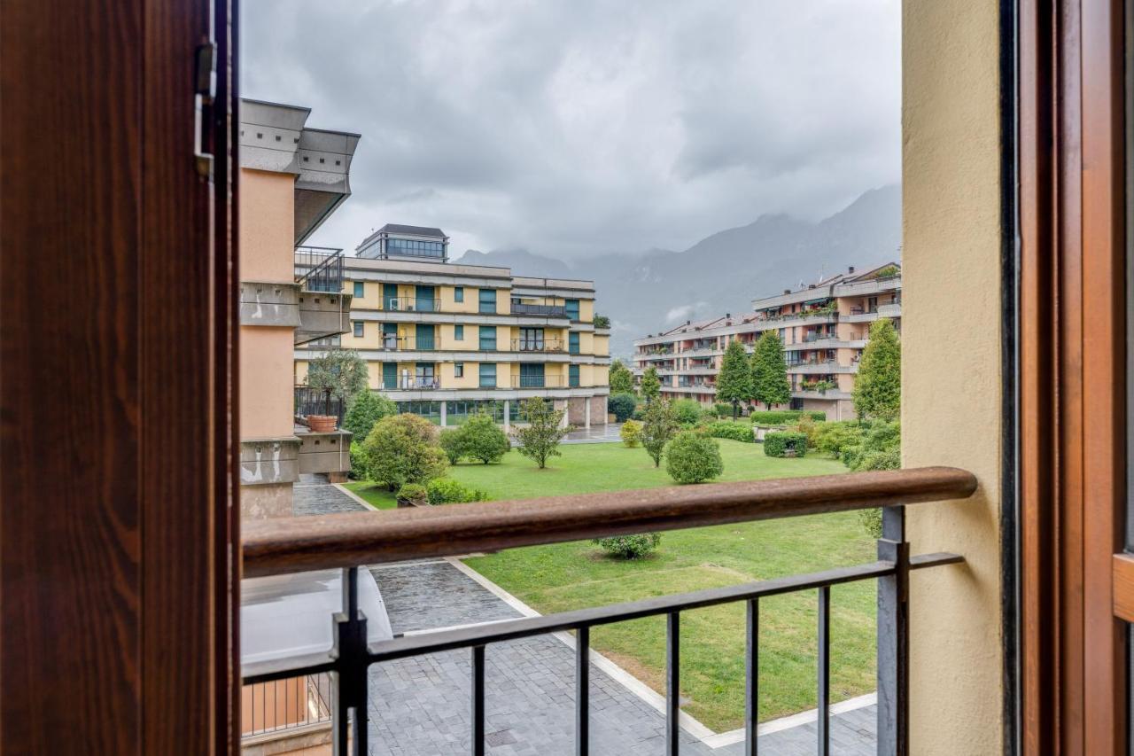 Il Broletto Apartment - Affitti Brevi Italia Lecco Bagian luar foto